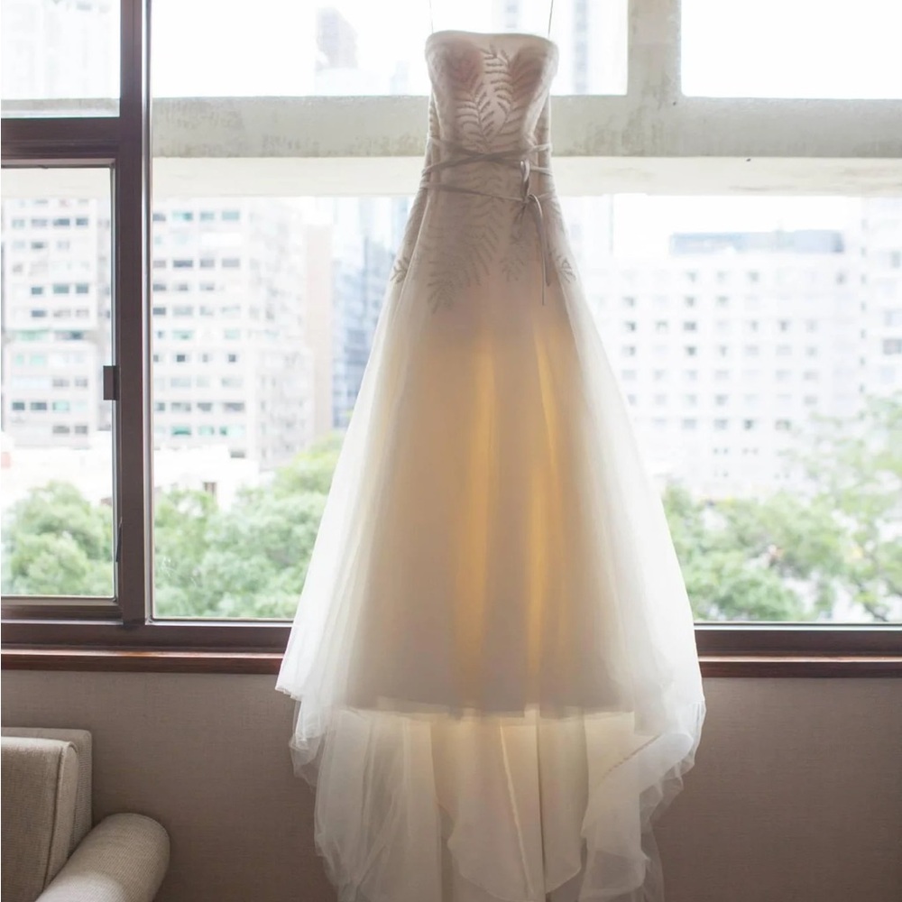 White by Vera Wang Wedding Gown